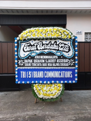 Papan Bunga Duka di Parakansalak